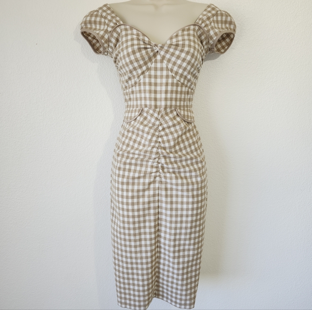 NWOT STOP STARING 1950S Pinup Girl Body Countoured Summer Pencil Dress